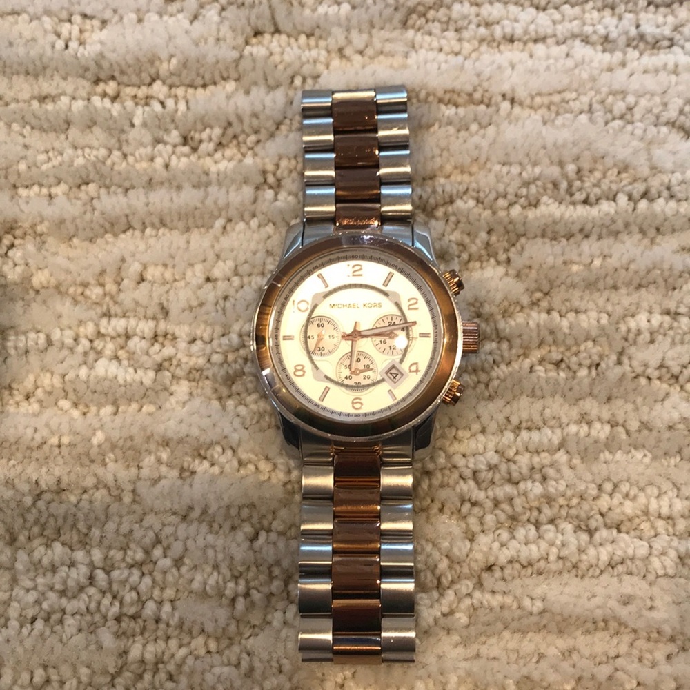 Michael Kors watch. Silver with Rose gold.